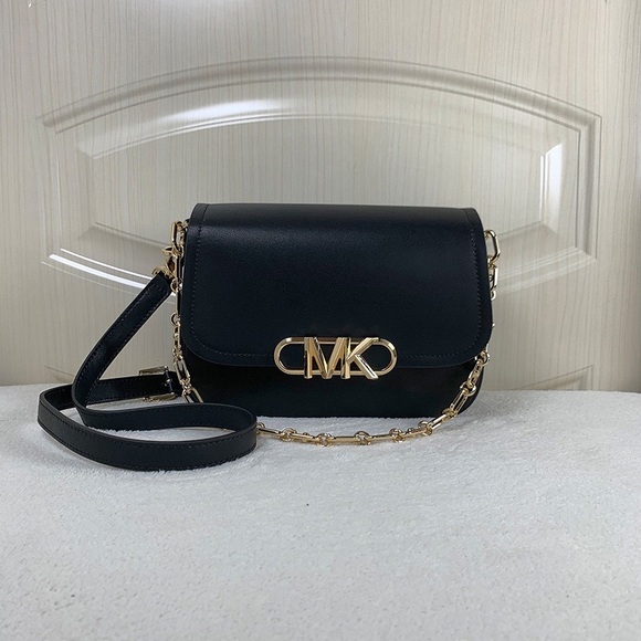 M&K Parker Leather Crossbody Bag - Picture 3 of 5